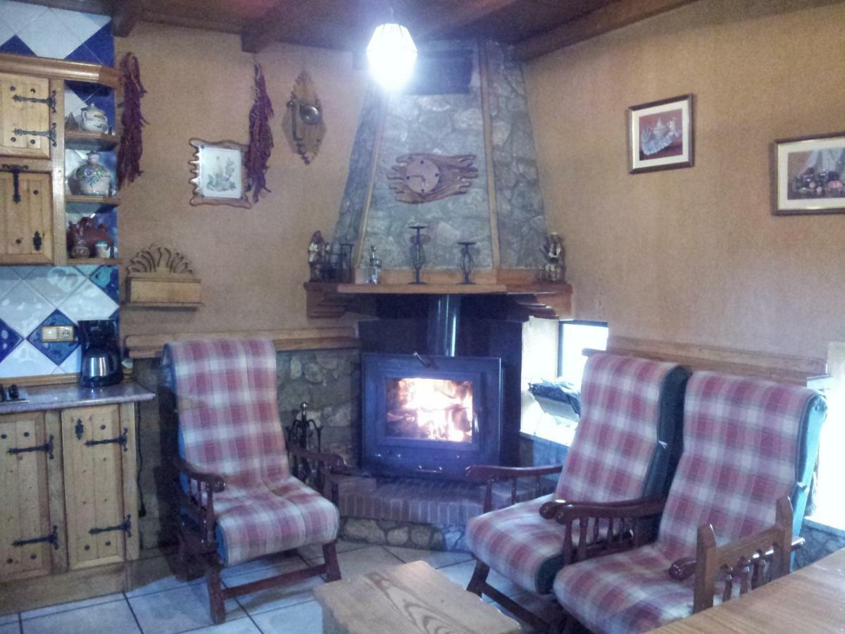 Casa Rural Santa Barbara Гихо-де-Санта-Барбара Экстерьер фото